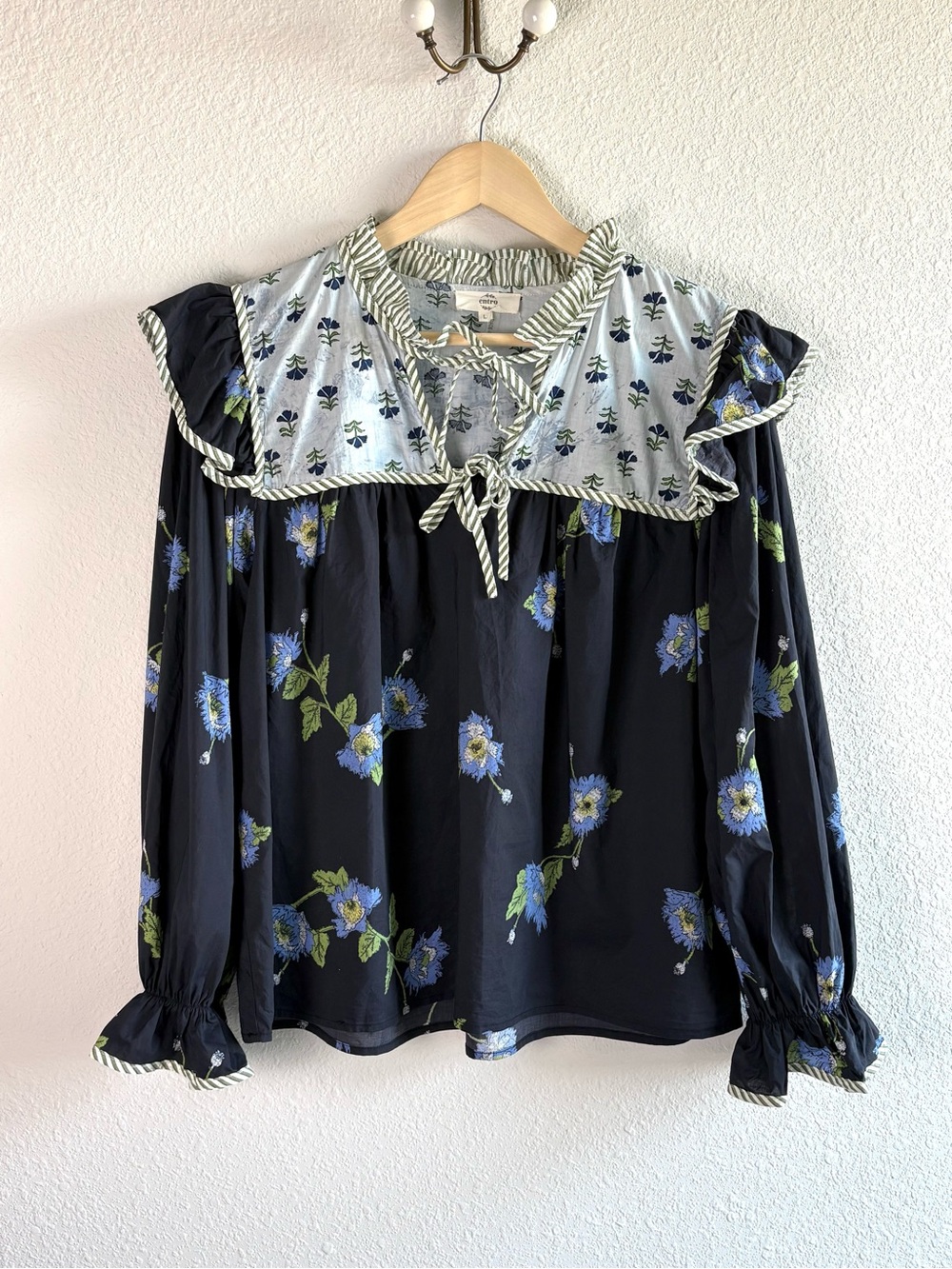 Entro Floral Peasant Blouse